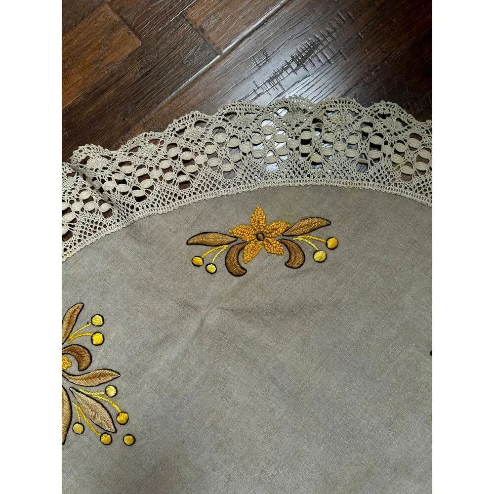 Vintage Circular Table Cover Harvest Yellow Embroidered Floral Crochet Lace Trim